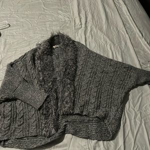 Ariat women’s sweater size Large